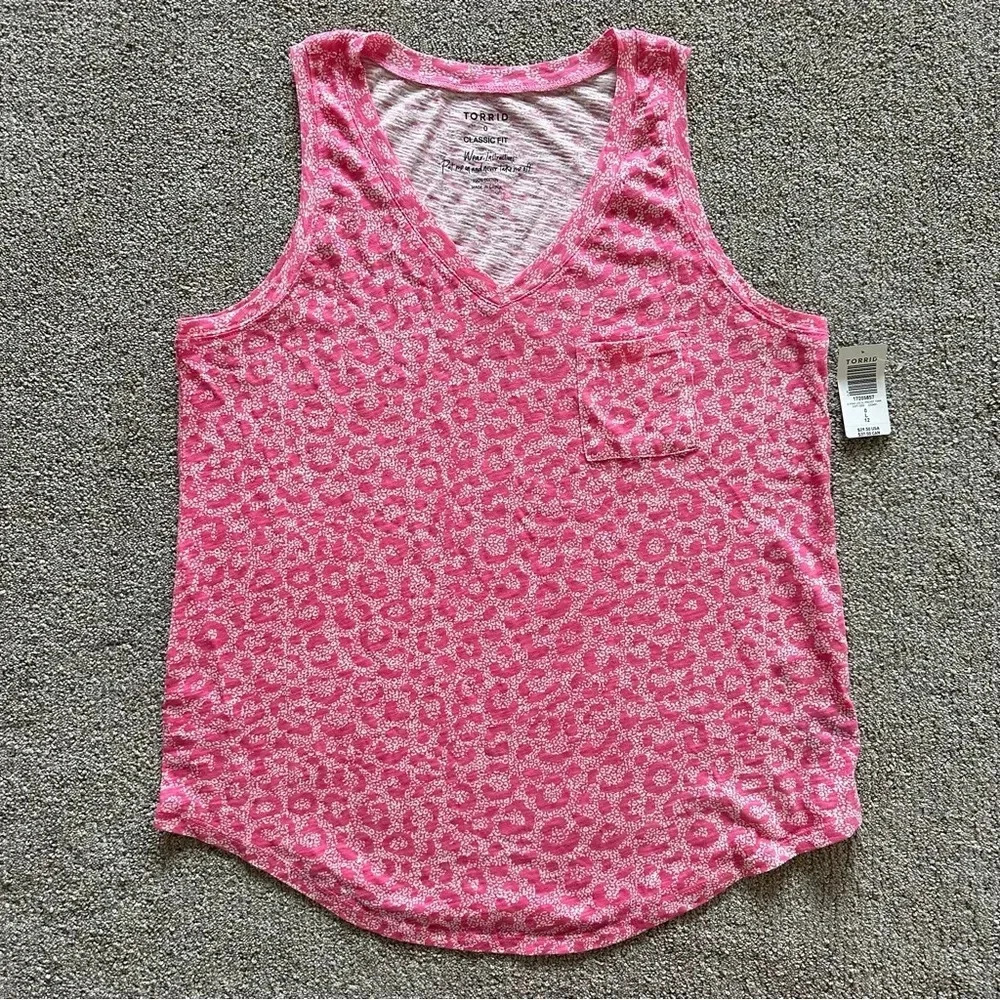 Torrid Pink Leopard Pocket Heritage Slub V-Neck Tank Top Large